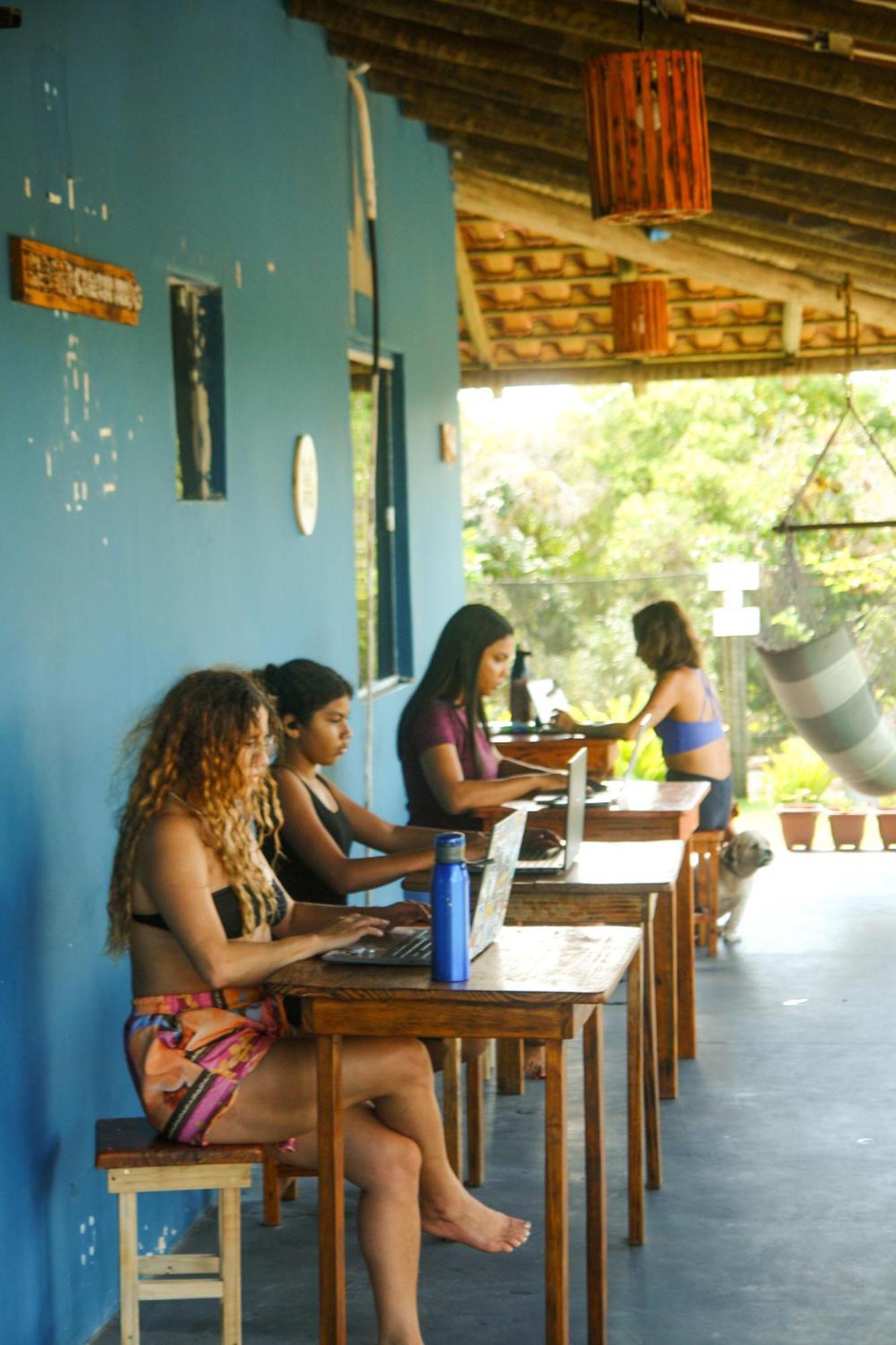 Hostel Caraivando エクステリア 写真